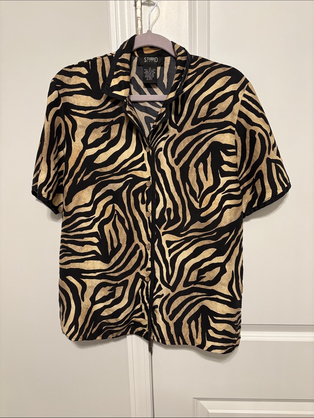 Vintage Y2K Studio Short-Sleeve Zebra-Print Button-Up Shirt 100% Silk